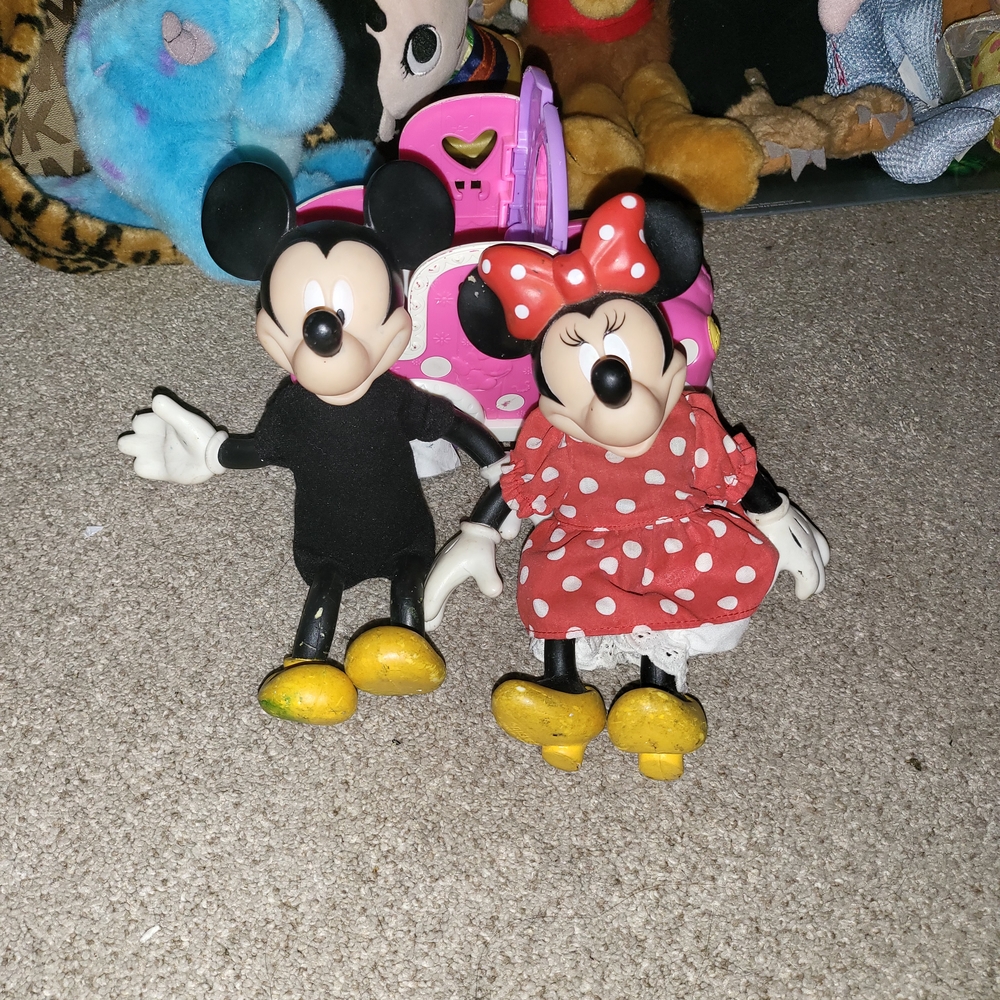 Mickey and Minnie Mouse Toy Set - Black, Red, Yellow